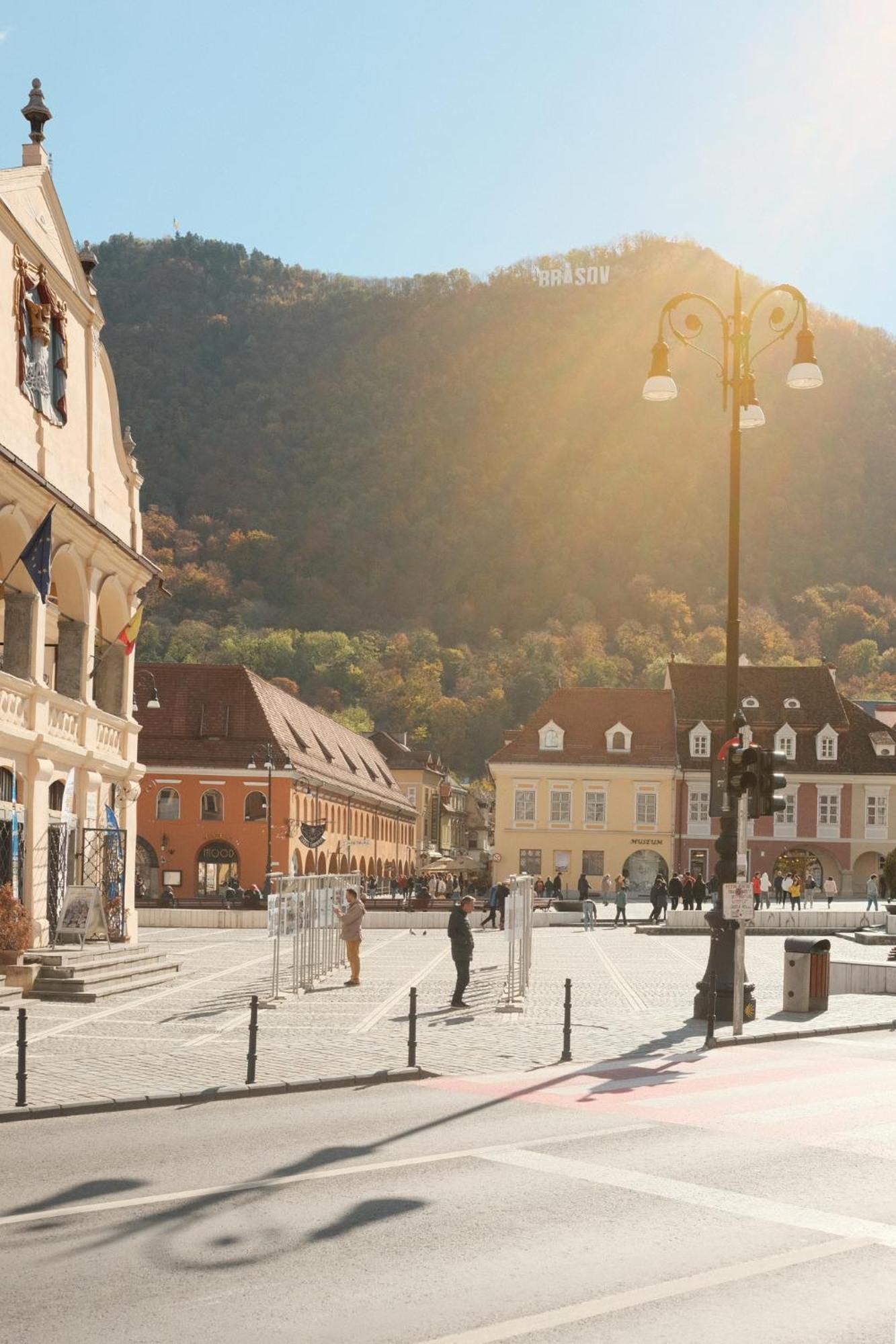 Moodee Suite - Piata Sfatului Brasov Exterior photo